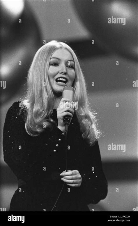 Mary hopkin hi